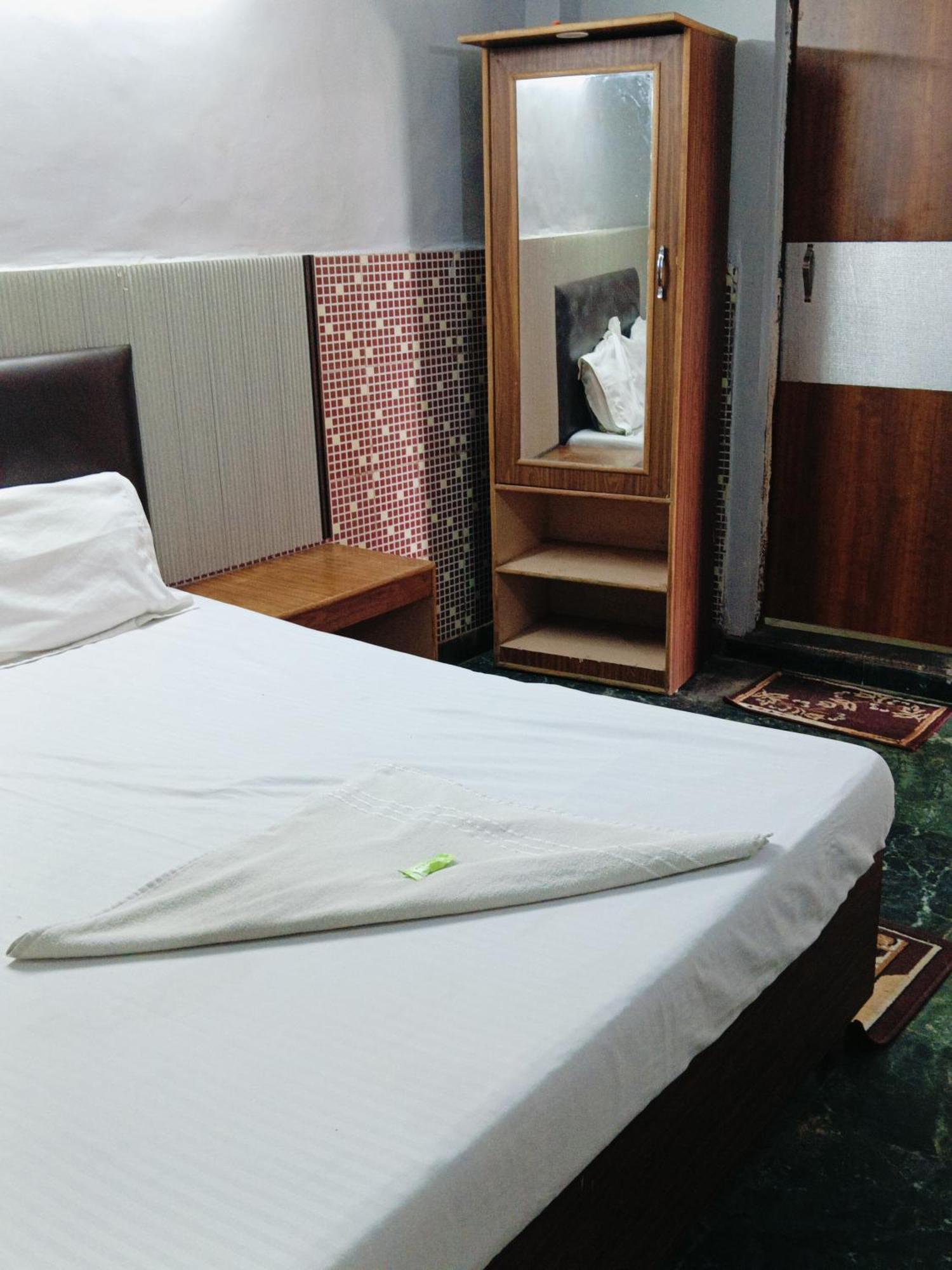 Star Near Laxmi Nagar 3* New Delhi